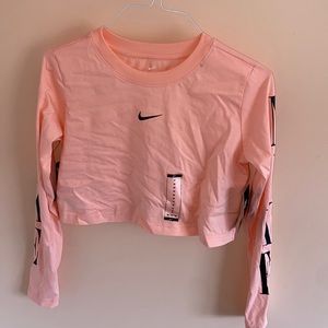 Nike Crop Top